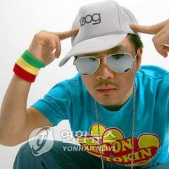 Tải bài hát hay của D.O Mp3 chất lượng cao
